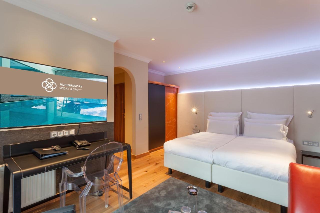 Alpinresort Valsaa - Sport & Spa Saalbach-Hinterglemm Eksteriør bilde