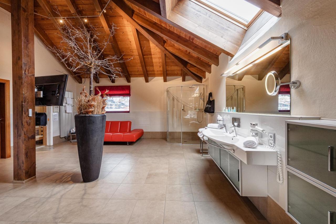 Alpinresort Valsaa - Sport & Spa Saalbach-Hinterglemm Eksteriør bilde